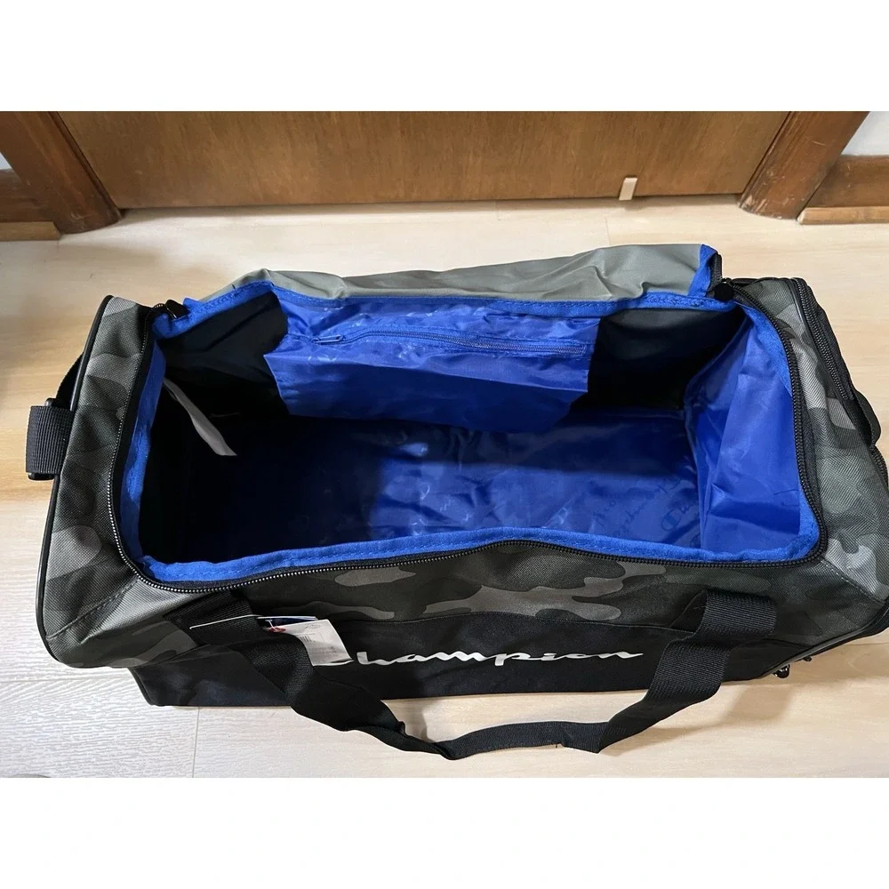 NWT Champion Camo Duffle‎ Bag Medium Size Green Gym Travel Bag Weekender
